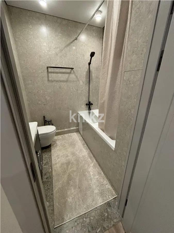 Продажа 3-комнатной квартиры, 110 м², ул. Тургута Озала, дом  194 в Алматы - фото 5