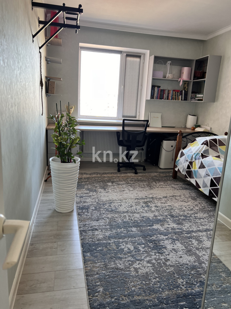 Продажа 3-комнатной квартиры, 92 м² в Караганде - фото 3