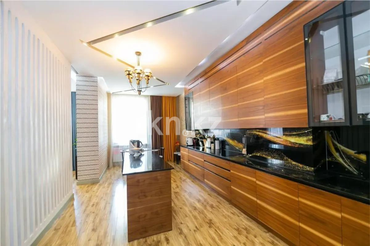 Продажа 4-комнатной квартиры, 165.6 м², ул. Керей, Жанибек хандар, дом  14/2 блок A в Астане - фото 4