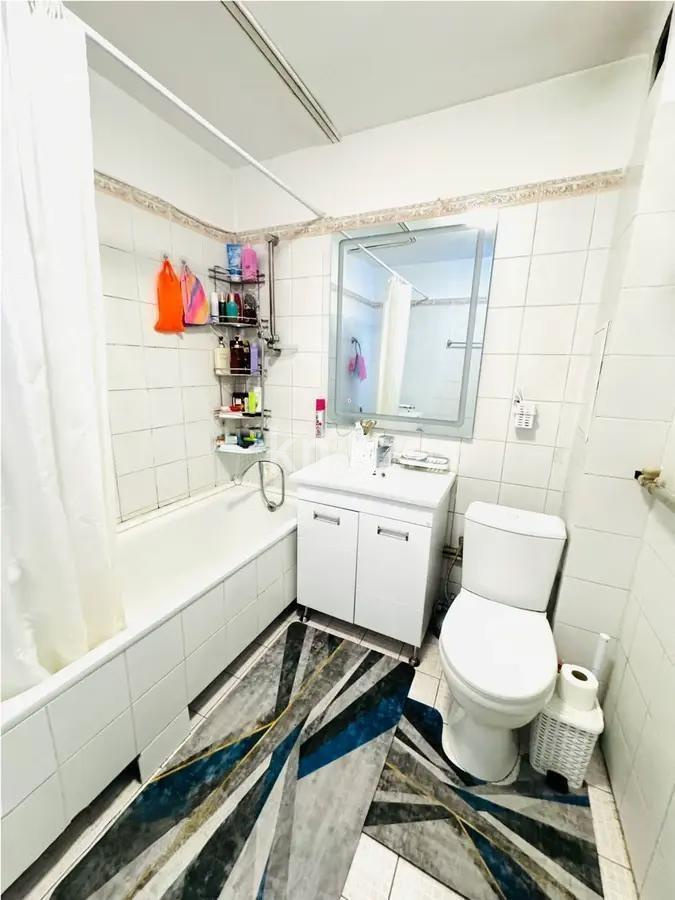 Продажа 3-комнатной квартиры, 65 м², ул. Сатпаева, дом  105 в Алматы - фото 5