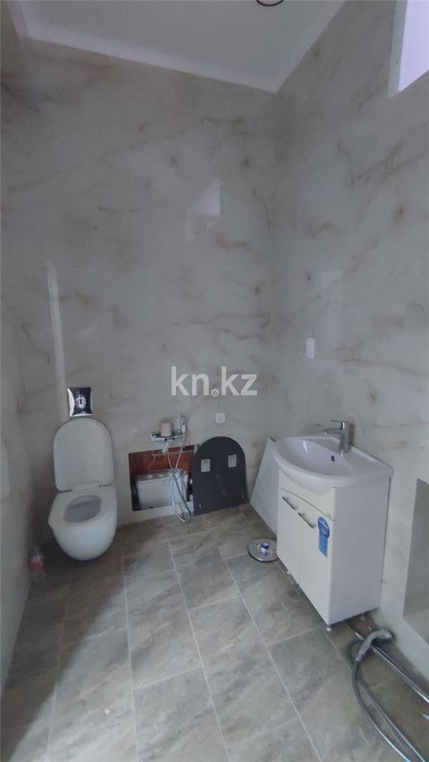 Продажа 5-комнатного дома, 470 м², ул. Муканова в Караганде - фото 15