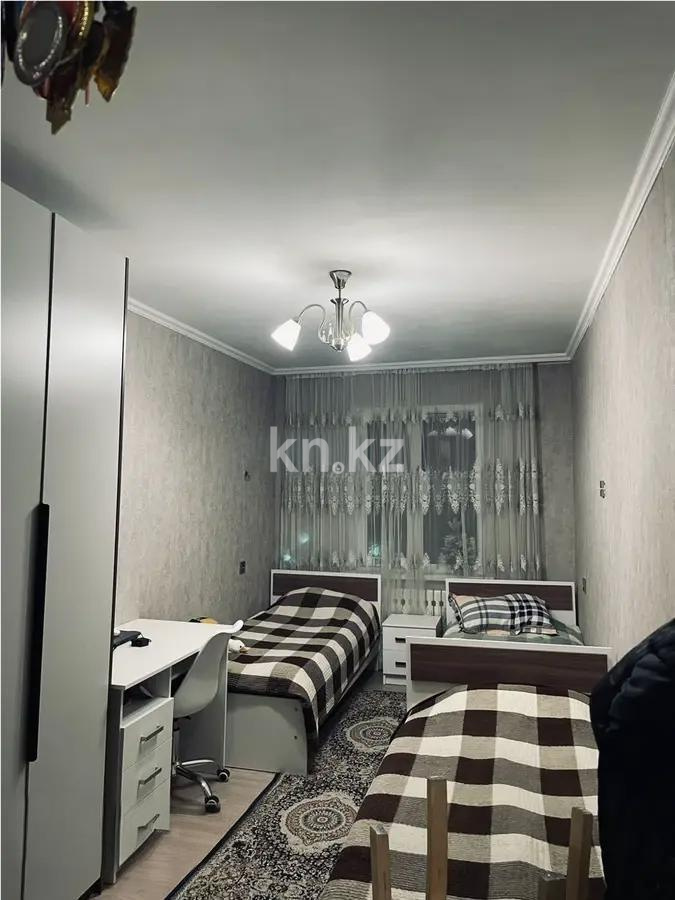 Продажа 3-комнатной квартиры, 60 м², 11 мкр., дом  32 в Алматы - фото 3