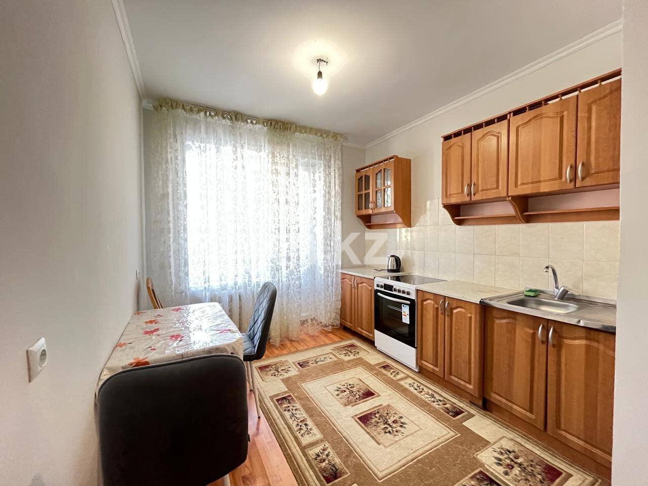 Аренда 1-комнатной квартиры, 38 м² в Астане