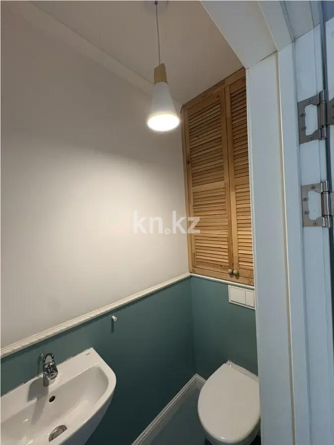 Продажа 3-комнатной квартиры, 100 м², ул. Казыбек би, дом  53 в Алматы - фото 4