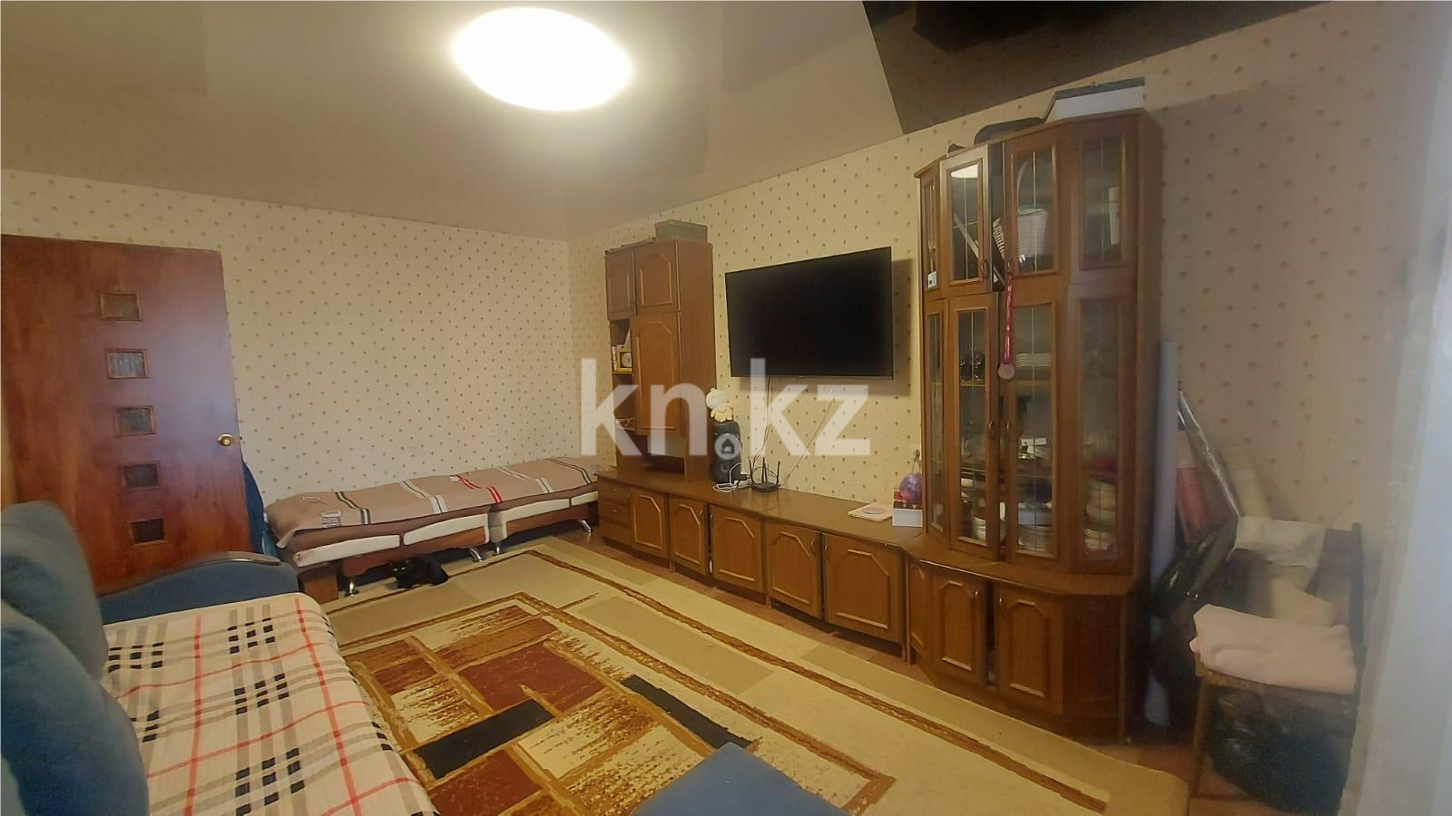 Продажа 3-комнатной квартиры, 64 м², мкр. Мамраева (Восток-5) в Караганде - фото 2