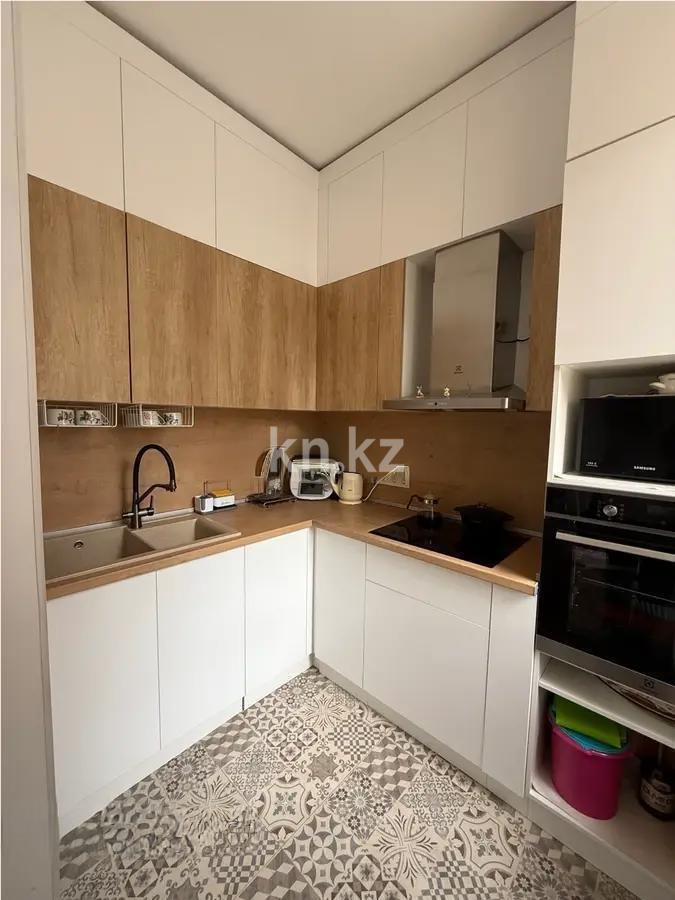 Продажа 2-комнатной квартиры, 70.2 м², ул. Толе би, дом  12 в Астане - фото 4