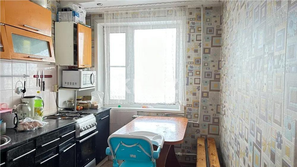 Продажа 3-комнатной квартиры, 62 м², 23 мкр., дом  34 в Караганде - фото 4