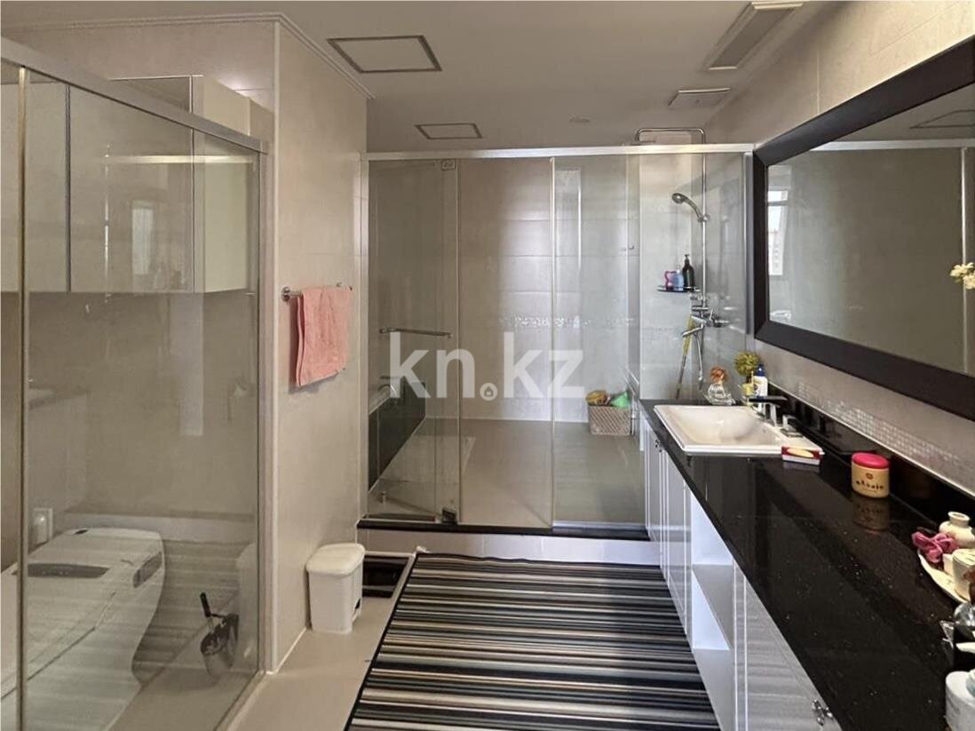 Продажа 4-комнатной квартиры, 178 м² в Астане - фото 8