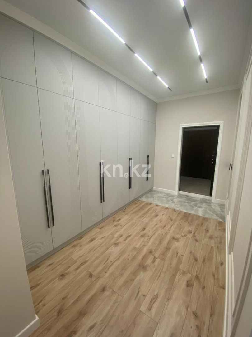 Аренда 2-комнатной квартиры, 70 м², ул. А-32, дом  13 в Астане - фото 4