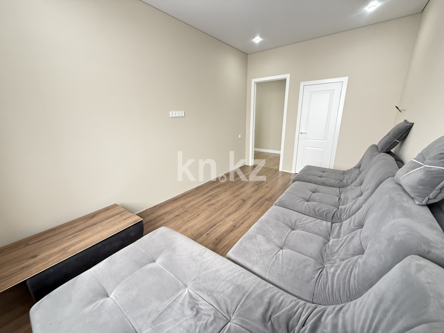 Продажа 2-комнатной квартиры, 70 м², ул. Букетова, дом  3 в Караганде - фото 8