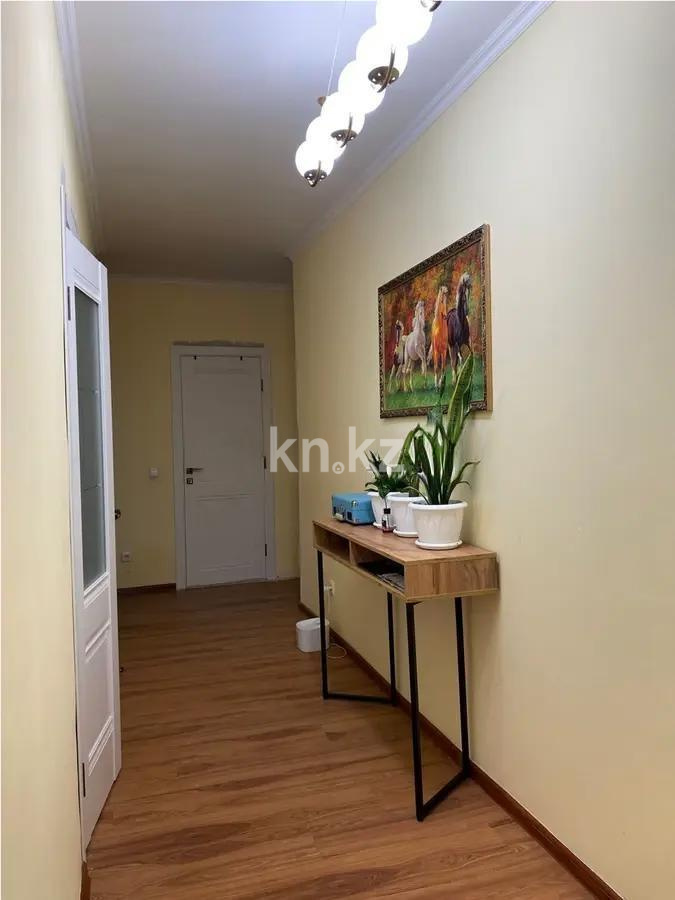 Продажа 3-комнатной квартиры, 93 м², ул. Сауран, дом  3/1 в Астане - фото 6