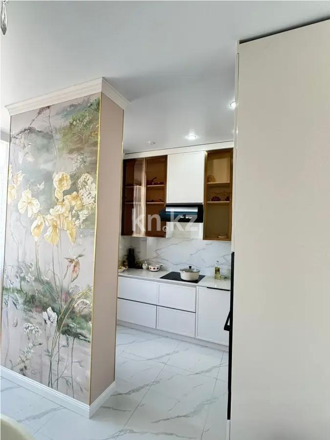 Продажа 3-комнатной квартиры, 107 м², ул. Толе би, дом  25/1 в Астане - фото 4