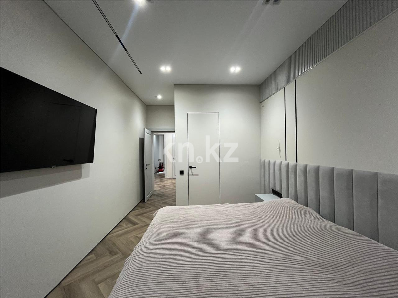 Продажа 3-комнатной квартиры, 100 м², ул. Ашимова, дом  15 в Караганде - фото 8