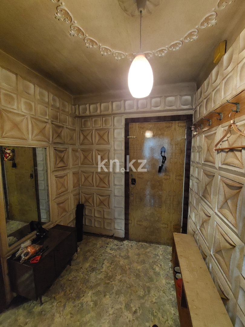 Продажа 3-комнатной квартиры, 54 м², ул. Ермекова, дом  62 в Караганде - фото 11