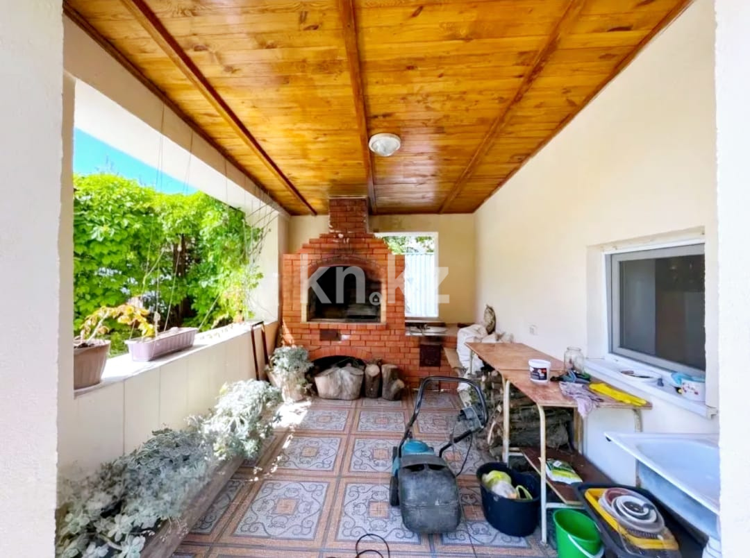 Продажа 7-комнатного дома, 379 м², мкр-н Самал-3 в Уральске - фото 13