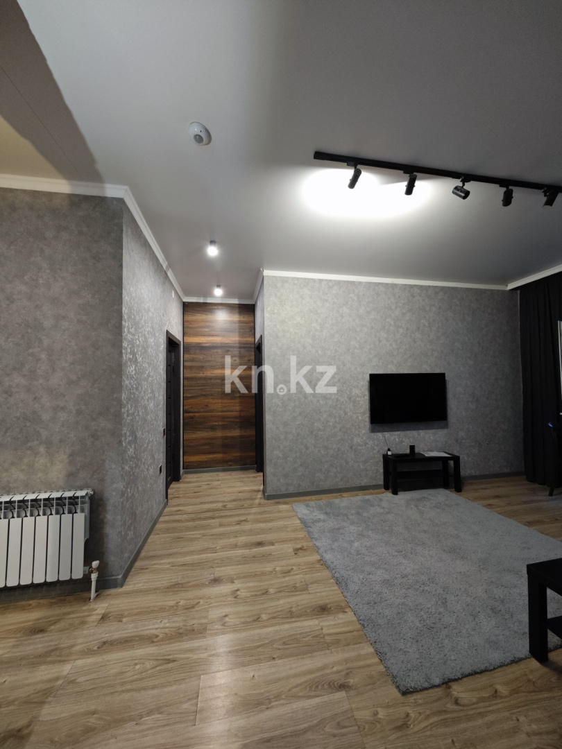 Продажа 2-комнатной квартиры, 57 м², ул. Комиссарова, дом  10/3 в Караганде - фото 4