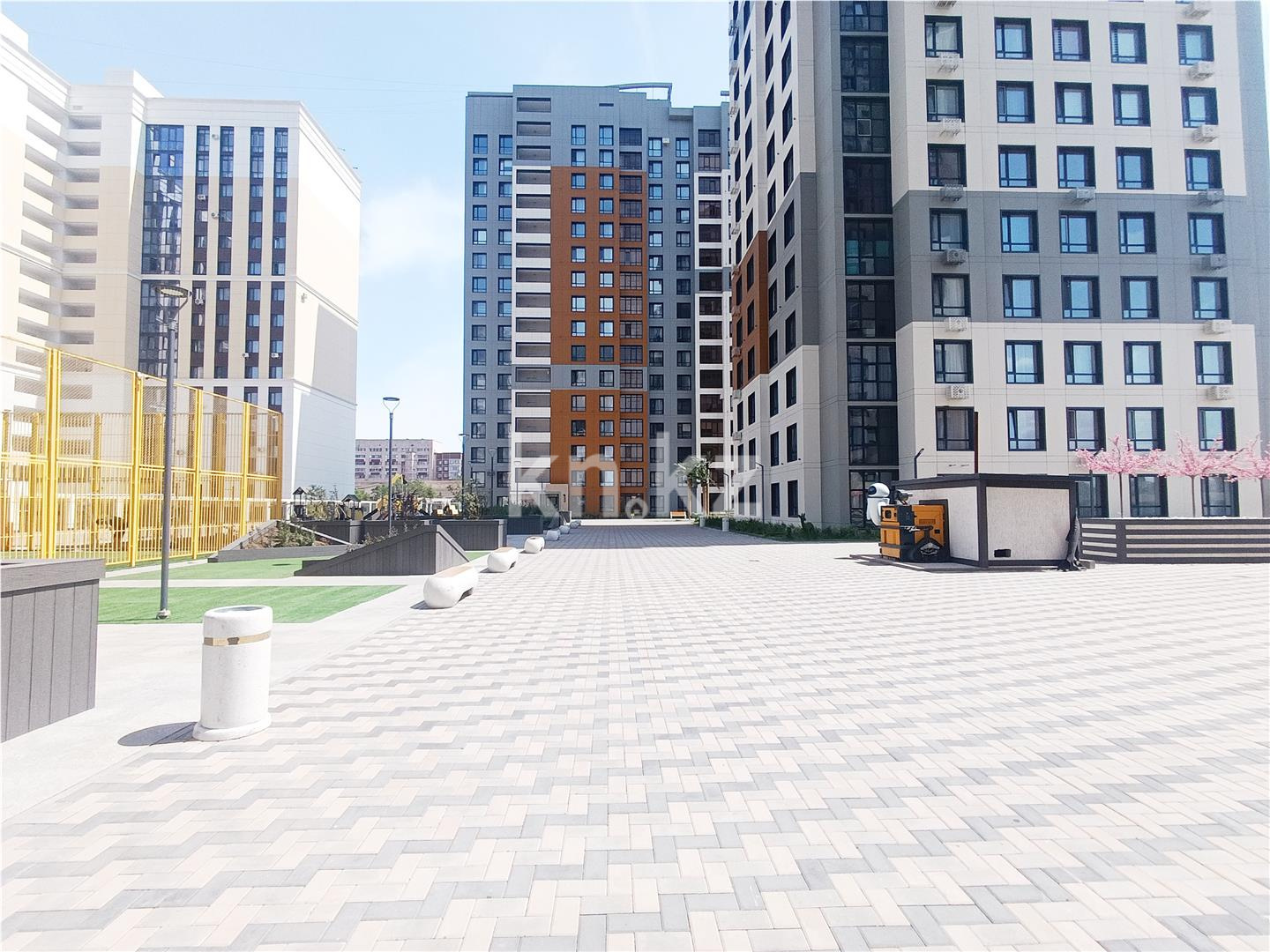 Продажа 3-комнатной квартиры, 87 м², пр. Республики, дом  23/2 в Караганде - фото 13