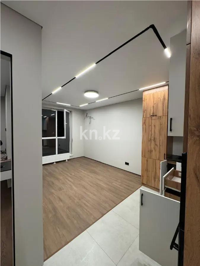 Продажа 2-комнатной квартиры, 48 м², ул. Толе би, дом  285/8 в Алматы
