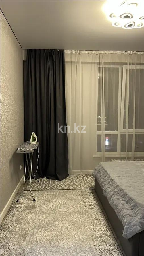 Продажа 2-комнатной квартиры, 56 м², пр. Абая, дом  164 в Алматы - фото 2