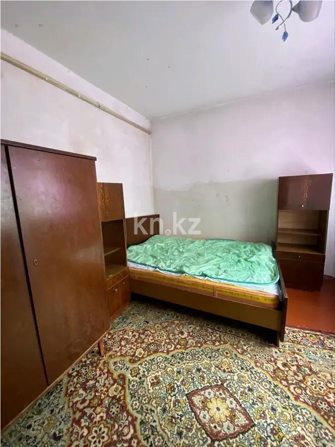 Продажа 4-комнатной квартиры, 60 м², пр. Республики, дом  28 в Караганде - фото 2