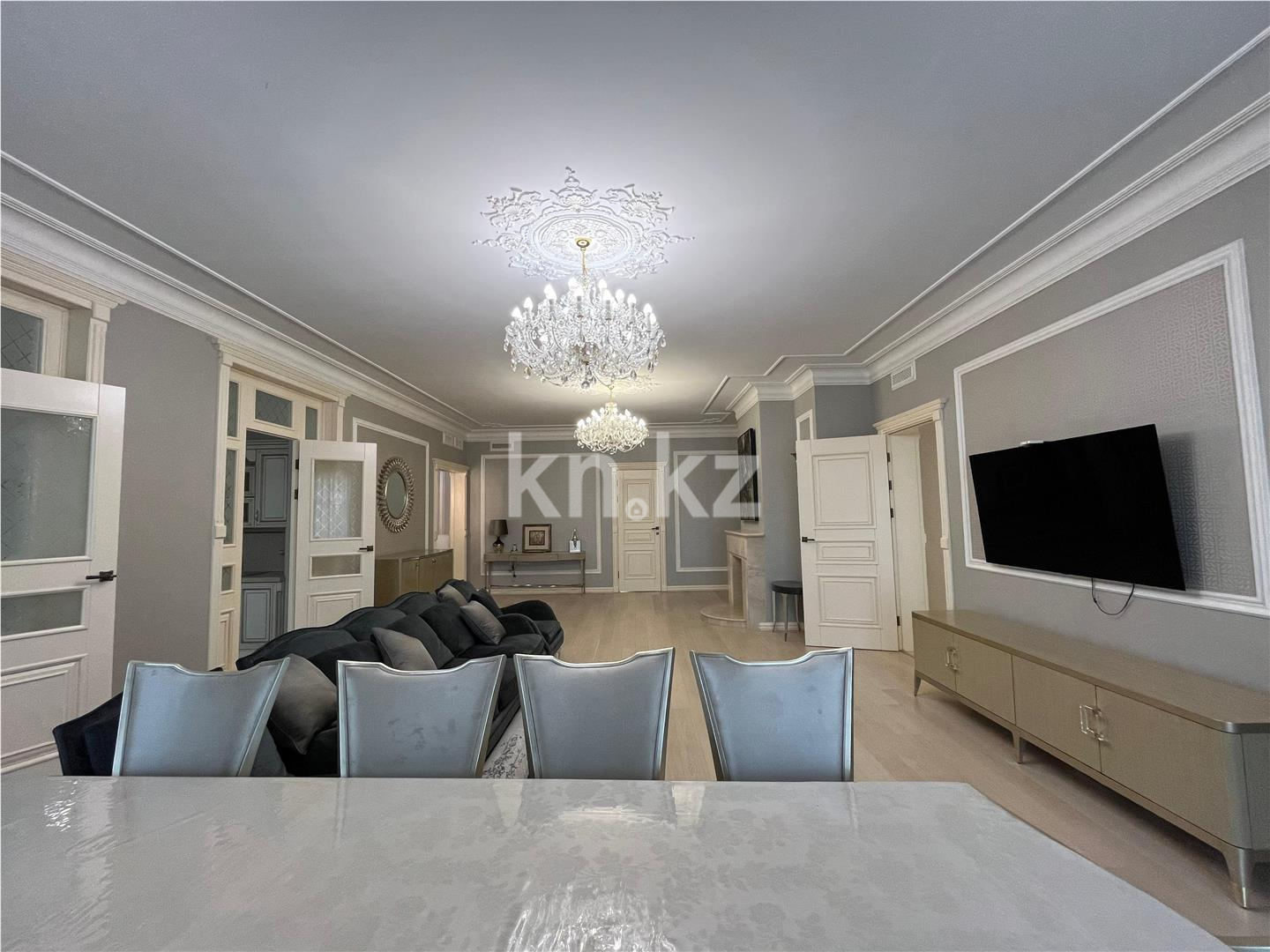 Продажа 4-комнатной квартиры, 220 м² в Астане - фото 18