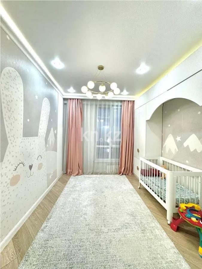 Продажа 3-комнатной квартиры, 100 м², пр. Абая, дом  164 в Алматы - фото 2