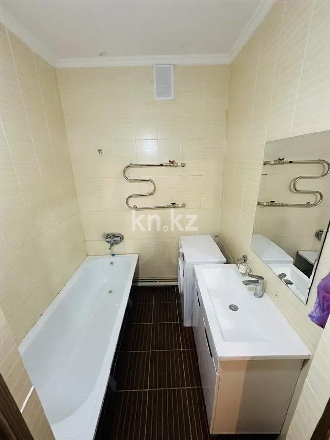 Продажа 2-комнатной квартиры, 71 м², пр. Кошкарбаева, дом  34 в Астане - фото 4