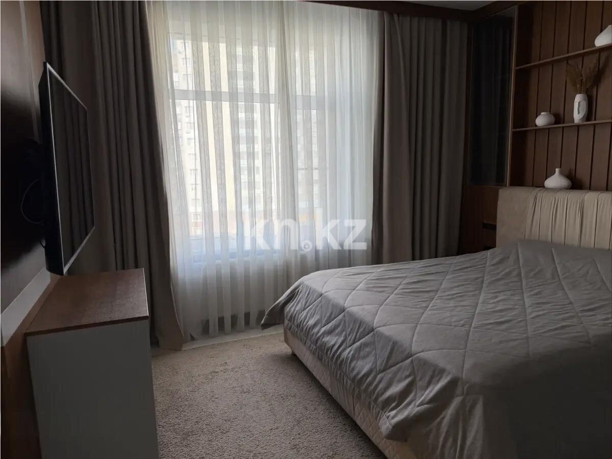 Продажа 3-комнатной квартиры, 130.2 м² в Астане - фото 2