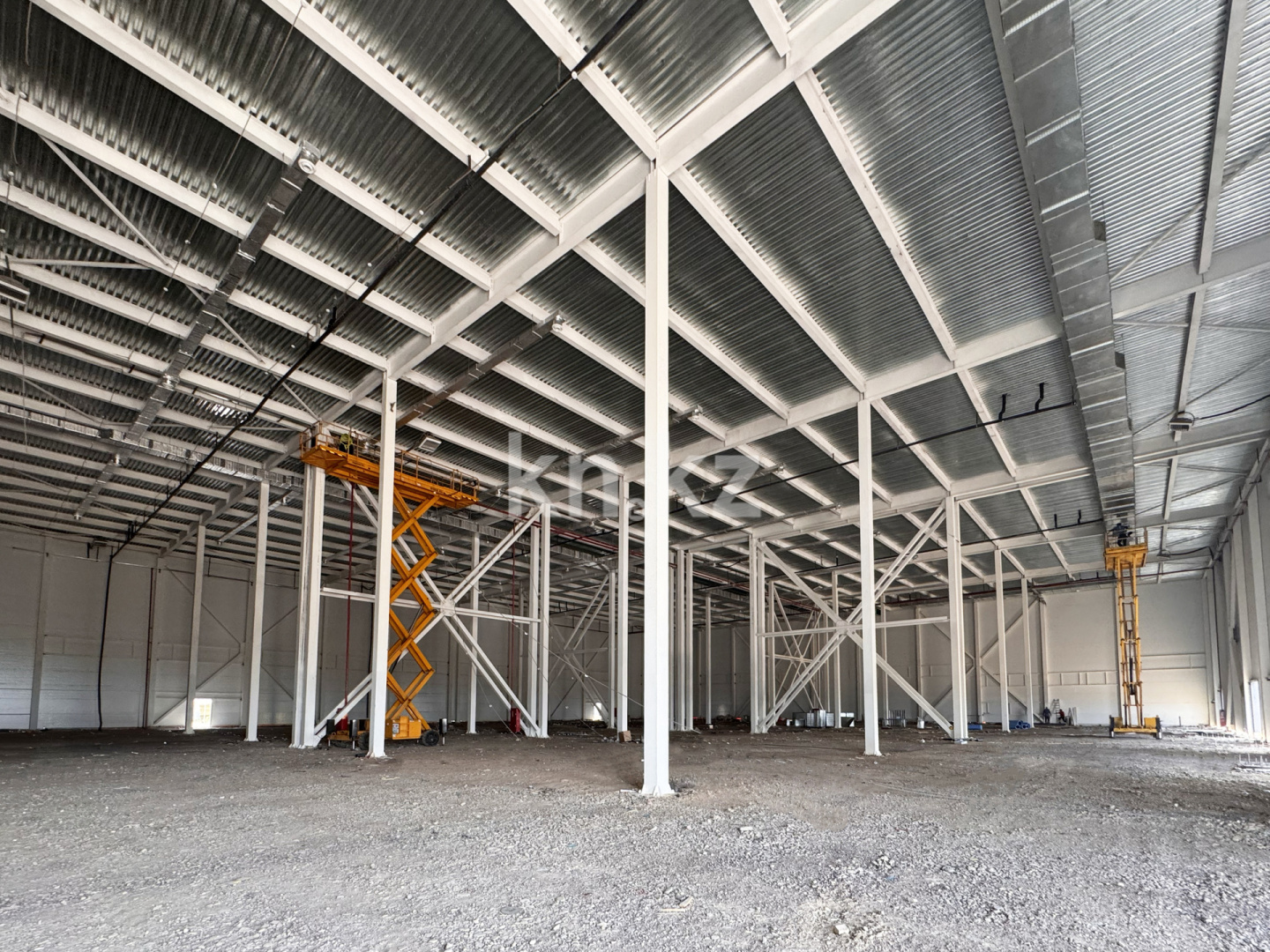 Аренда , 4667 м², ул. 7-я, дом  142/49 - ул. Саина в Алматы - фото 3