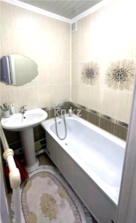 Продажа 2-комнатной квартиры, 51 м², ул. Университетская в Караганде - фото 8