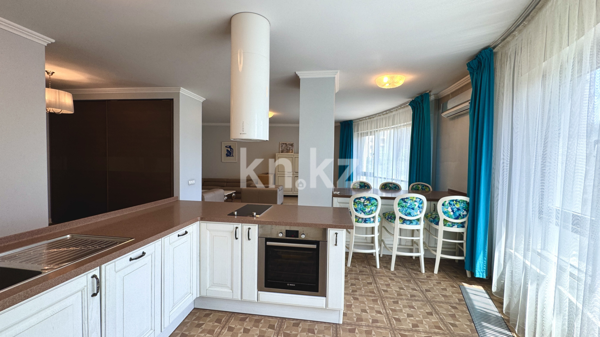 Продажа 2-комнатной квартиры, 87 м², Достык в Алматы - фото 4
