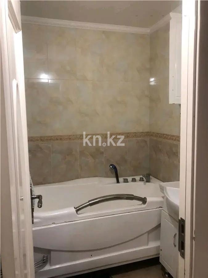 Продажа 4-комнатной квартиры, 83.2 м², мкр. Тастак-2, дом  22 в Алматы - фото 6