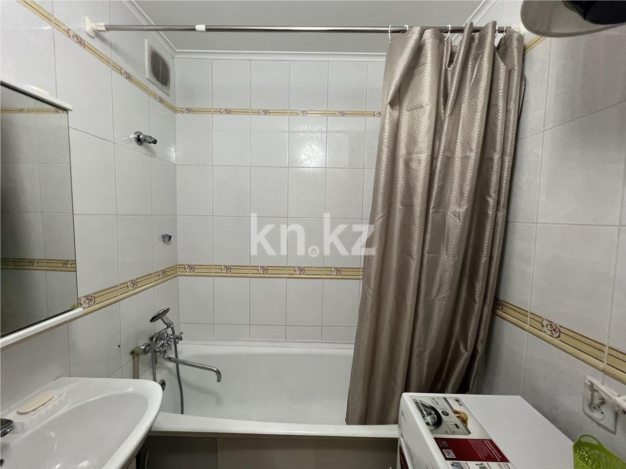 Продажа 3-комнатной квартиры, 63 м² в Караганде - фото 11