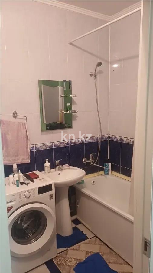 Продажа 1-комнатной квартиры, 40 м², мкр-н Кокжиек, дом  19 в Алматы - фото 3