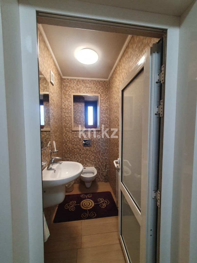 Продажа 4-комнатного дома, 426 м², ул. Сатпаева в Караганде - фото 10