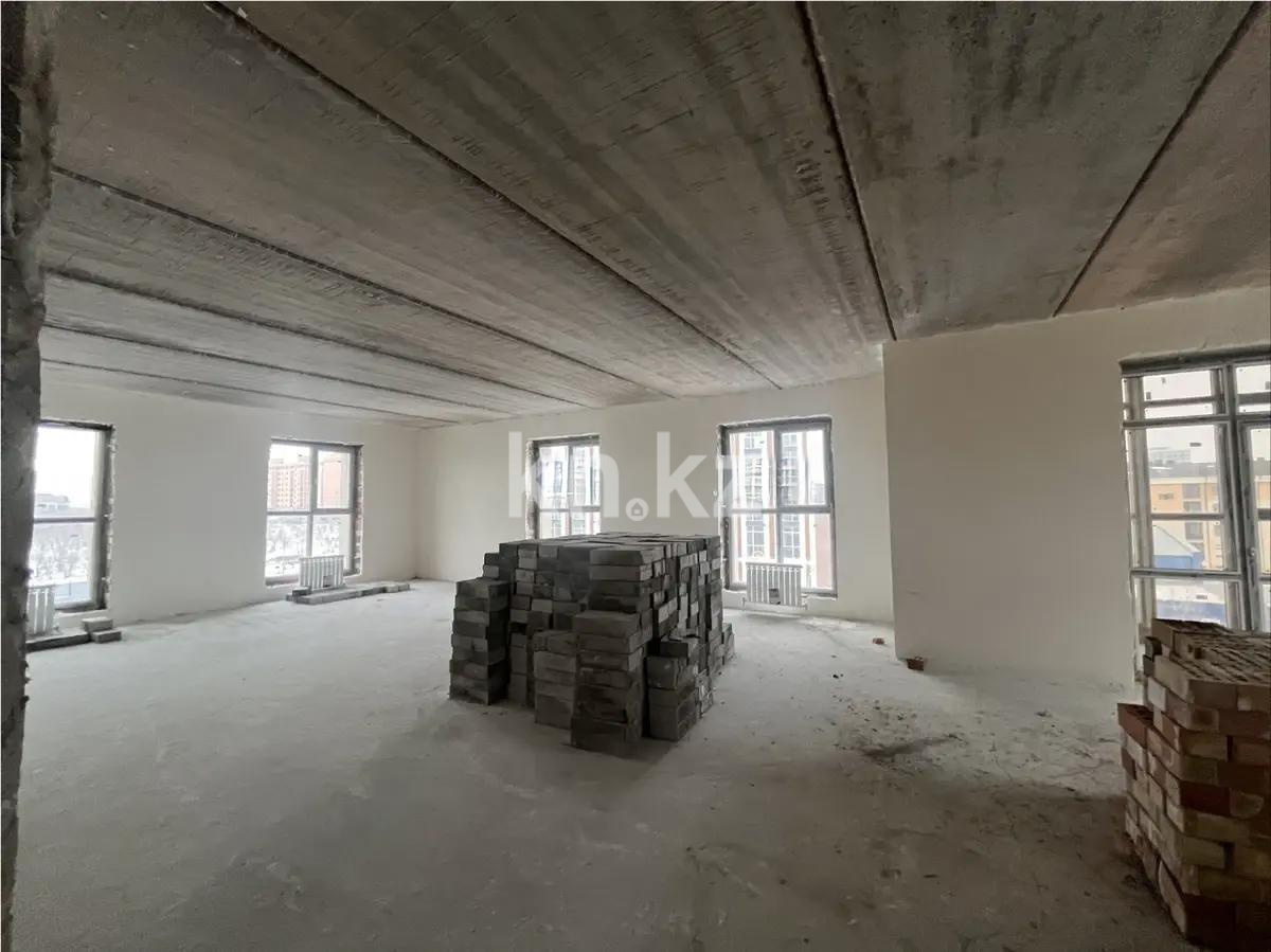 Продажа 3-комнатной квартиры, 85 м² в Караганде