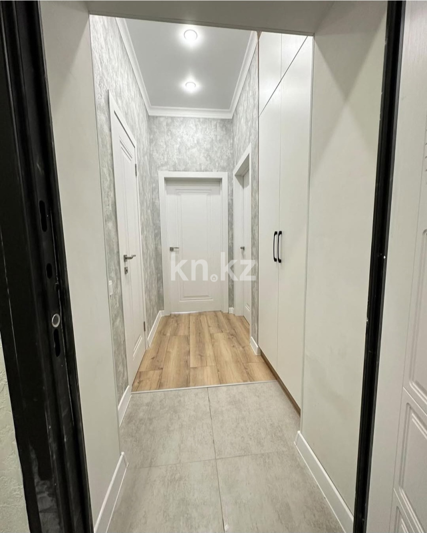 Продажа 1-комнатной квартиры, 39 м², ул. Айтматова, дом  60/1 в Астане - фото 5