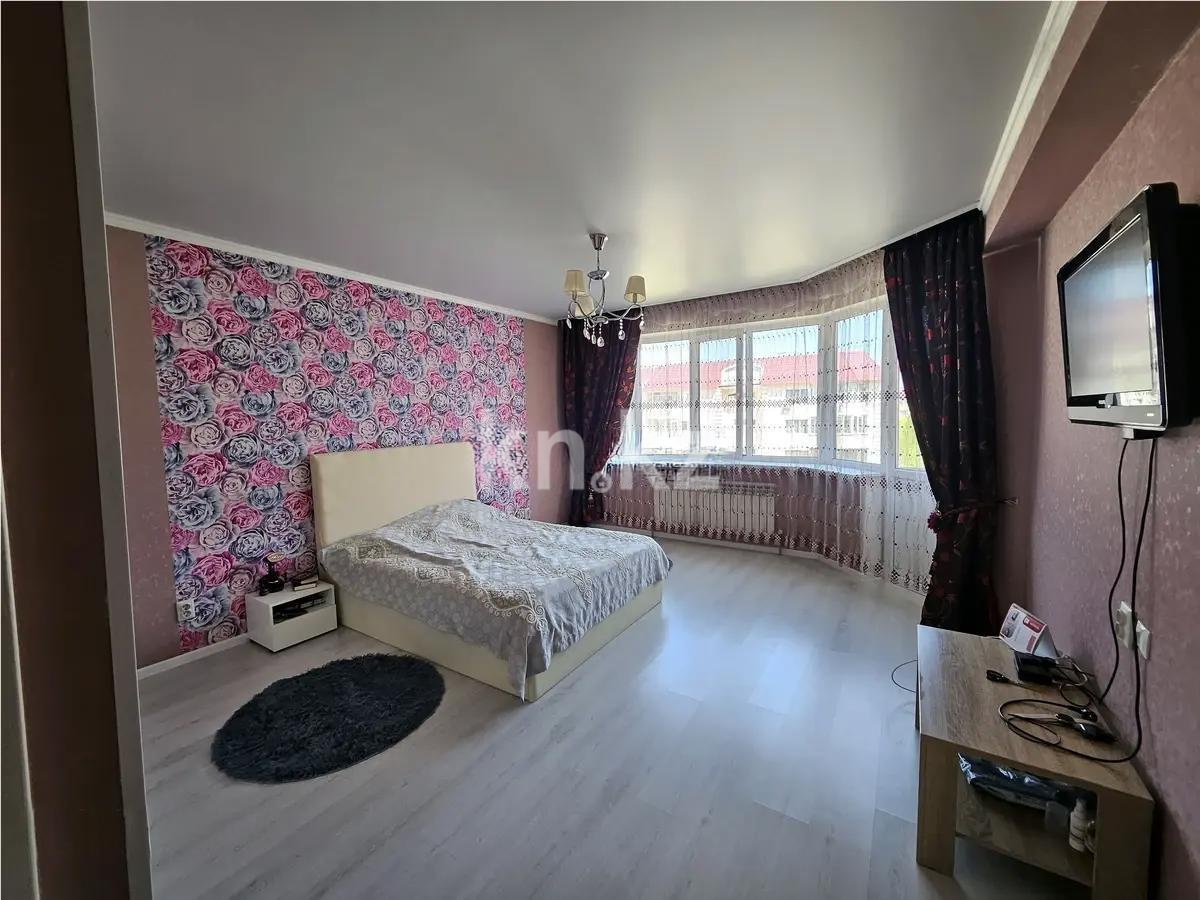 Продажа 3-комнатной квартиры, 120 м², мкр-н Думан-2, дом  8 в Алматы - фото 2