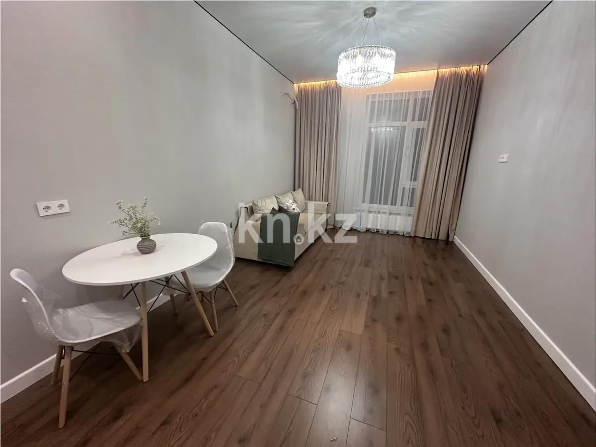 Продажа 1-комнатной квартиры, 40 м², ул. Е-15, дом  16 в Астане