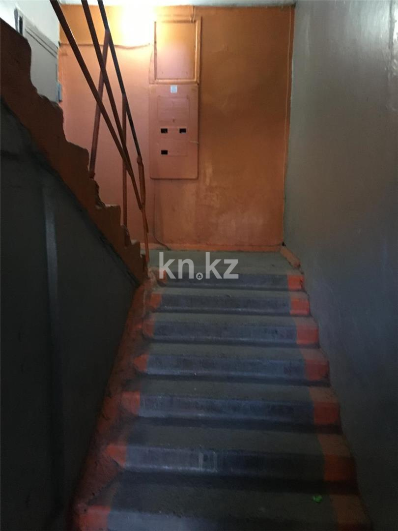 Продажа 4-комнатной квартиры, 61 м², ул. Язева в Караганде - фото 23