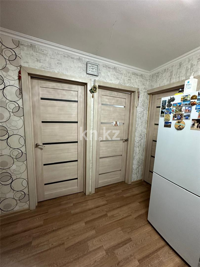 Продажа 3-комнатной квартиры, 62 м², мкр-н 22 в Караганде - фото 7