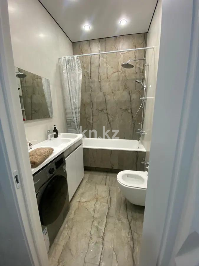 Продажа 1-комнатной квартиры, 40 м², ул. Е-900, дом  2 в Астане - фото 3