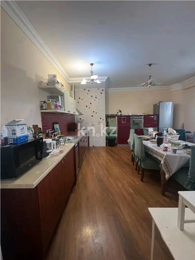 Продажа 4-комнатной квартиры, 210.7 м² в Астане - фото 3