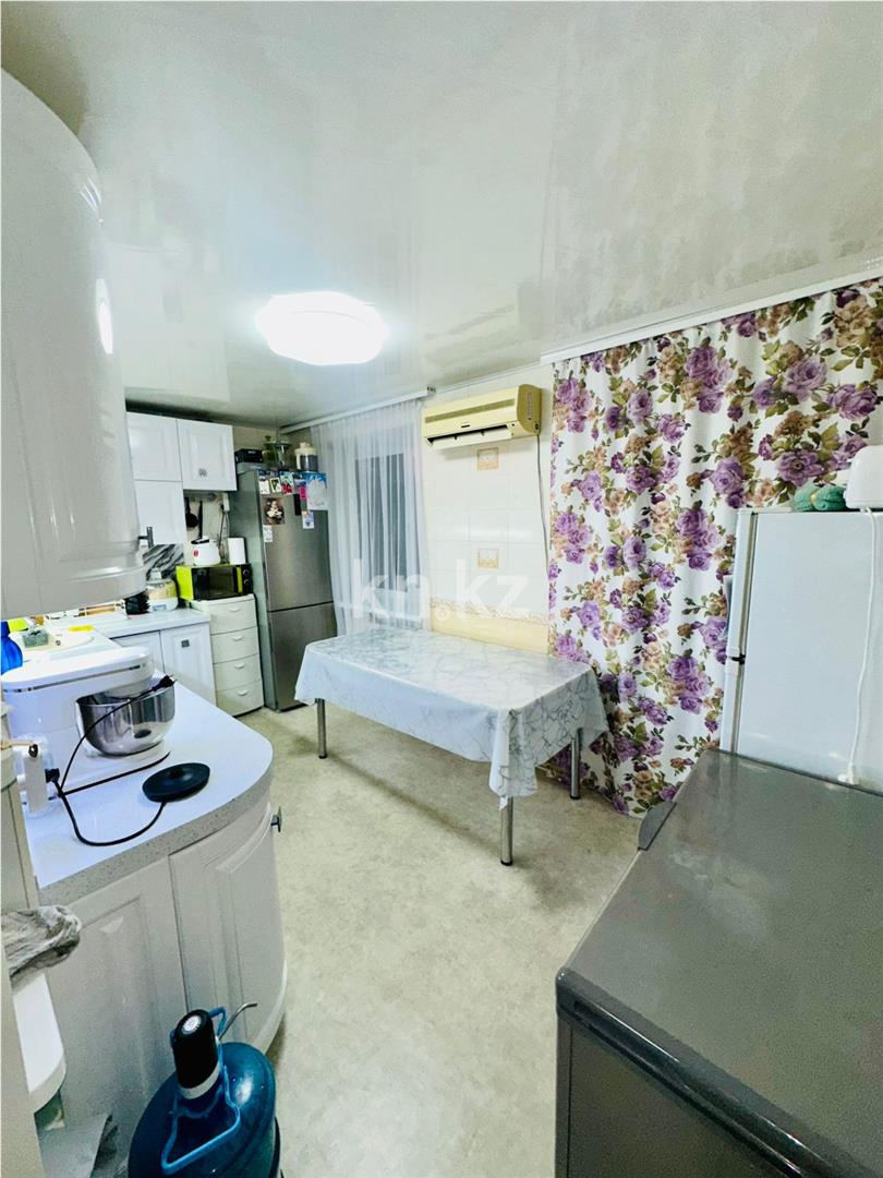 Продажа 3-комнатной квартиры, 64 м² в Караганде - фото 3