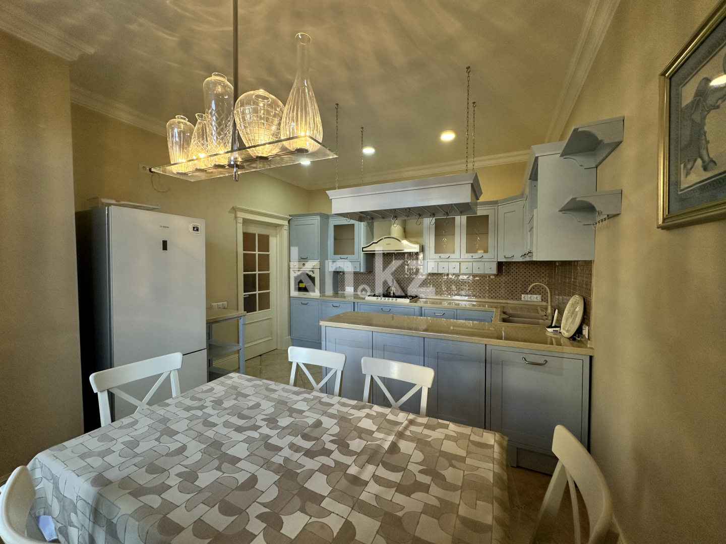 Продажа 7-комнатной квартиры, 341 м², ул. Рыскулбекова, дом  19/1 - ул. Аскарова в Алматы - фото 11