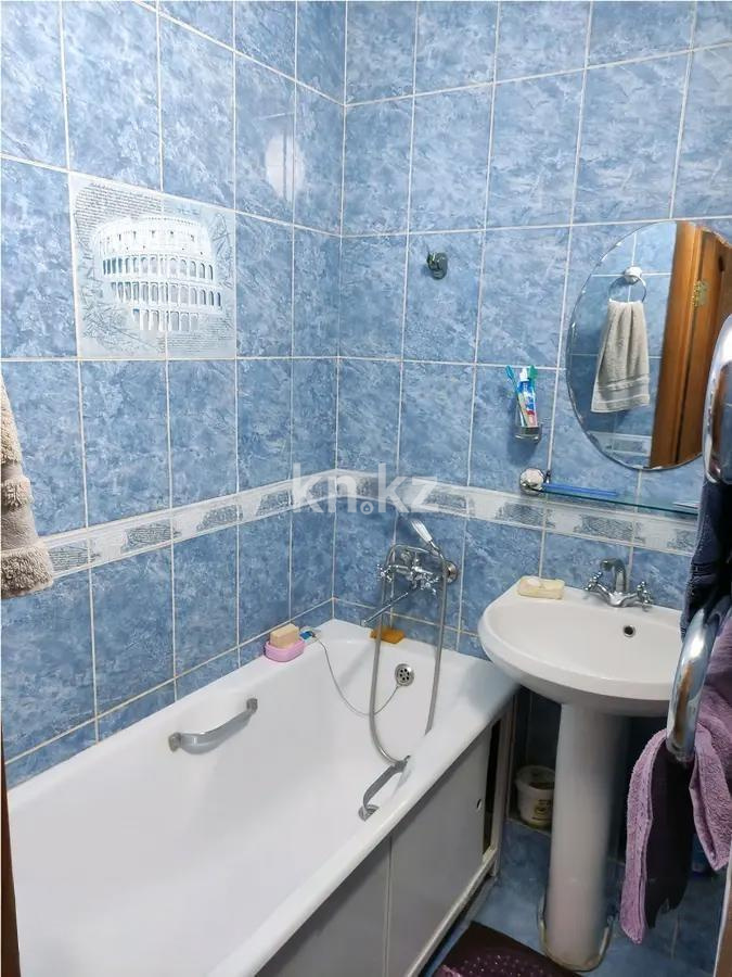 Продажа 3-комнатной квартиры, 57 м², ул. Жандарбекова, дом  180 в Алматы - фото 5