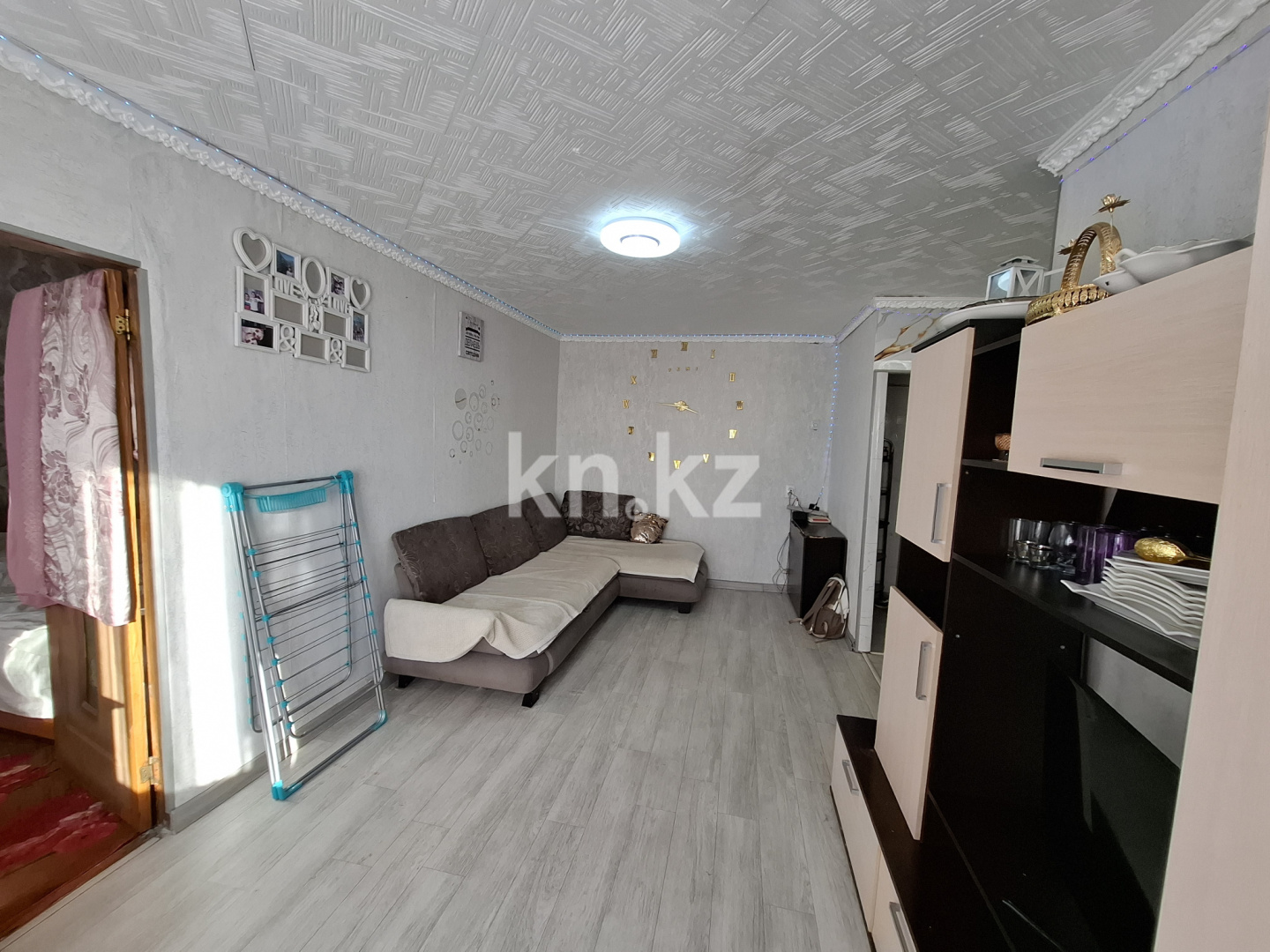 Продажа 2-комнатной квартиры, 42.6 м², 16-й мкр., дом  2а в Караганде - фото 2