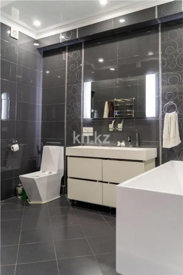 Продажа 3-комнатной квартиры, 125 м², ул. Жарокова, дом  230 в Алматы - фото 5