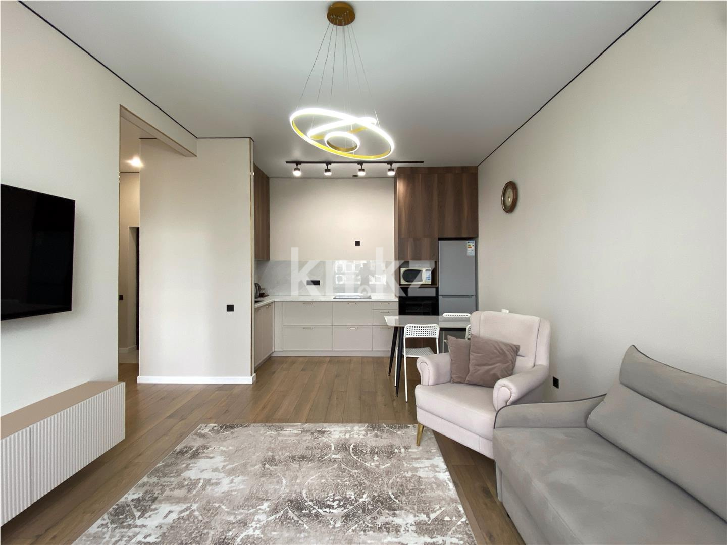 Продажа 2-комнатной квартиры, 44 м², ул. Толе би в Астане - фото 4