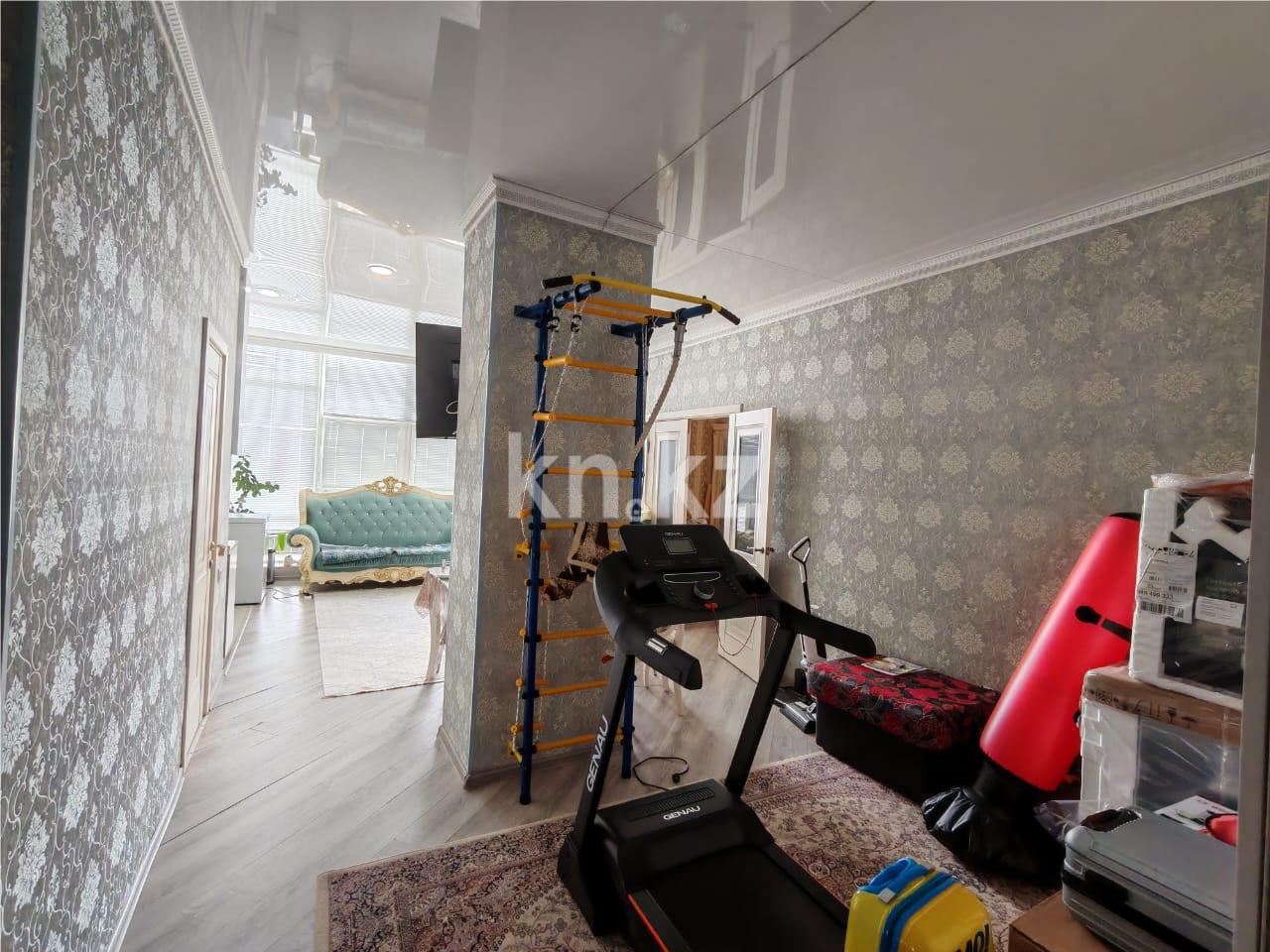 Продажа 4-комнатной квартиры, 105 м², мкр. Степной-2 в Караганде - фото 13